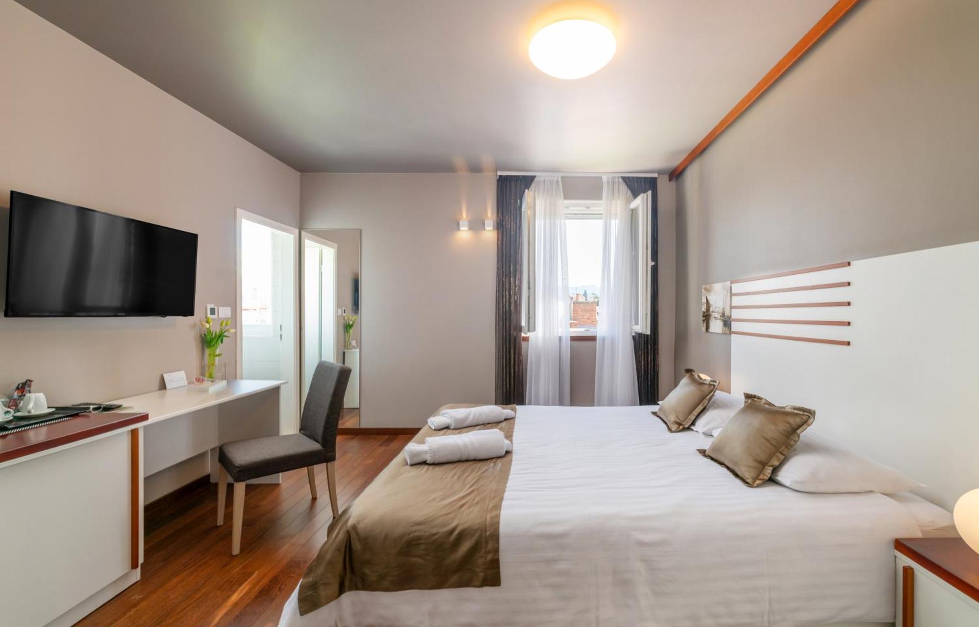 Luxury Rooms Kiara Split Exterior photo