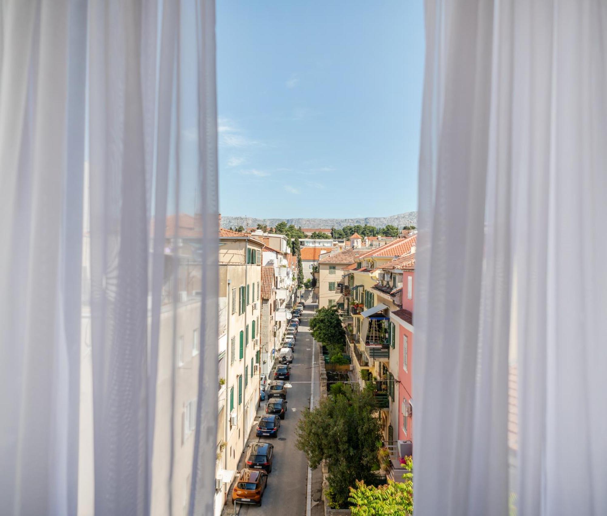 Luxury Rooms Kiara Split Exterior photo